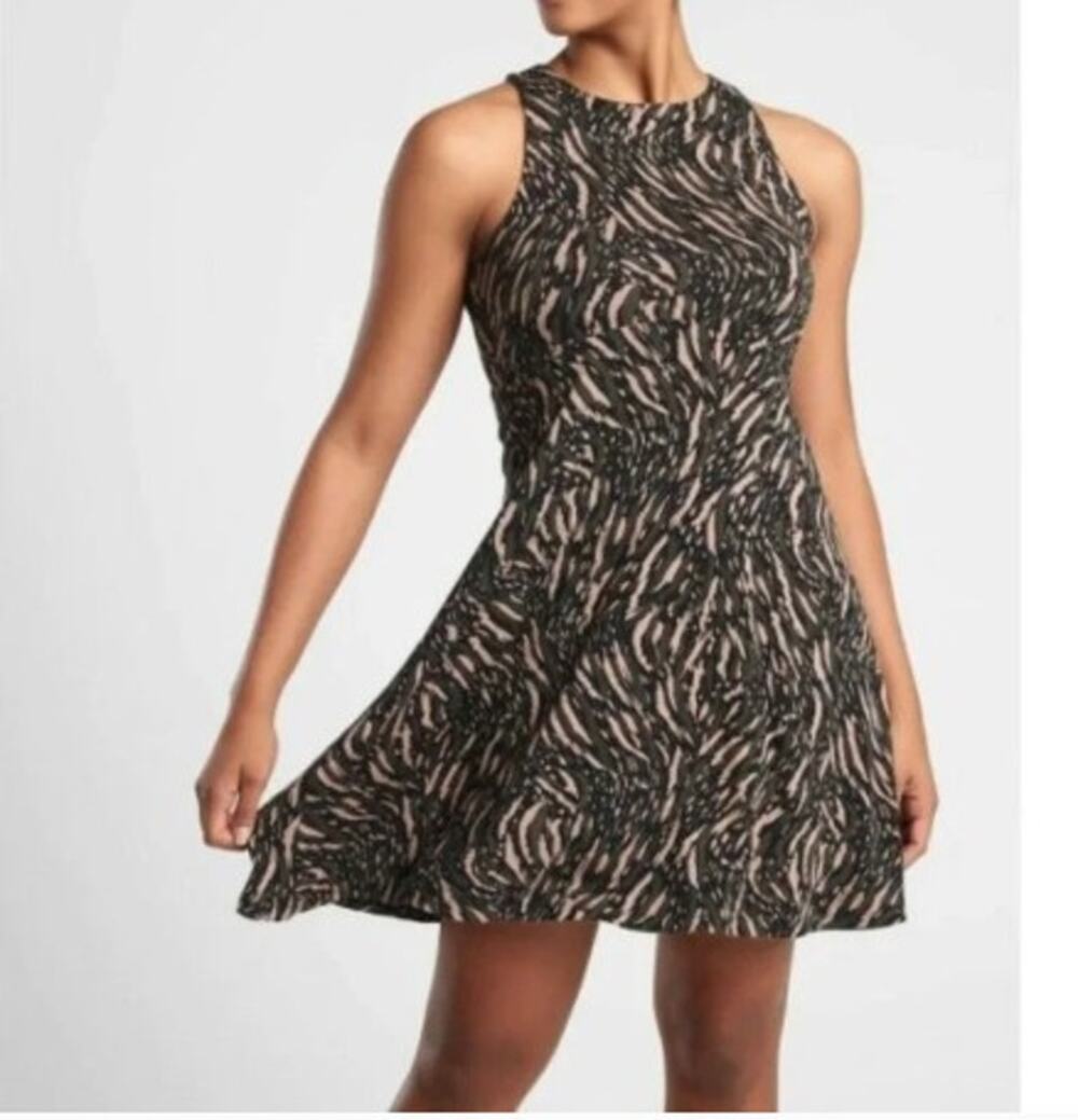 ATHLETA Santorini Thera Printed Dress in Abstraction Black Peat  Sz MT EUC